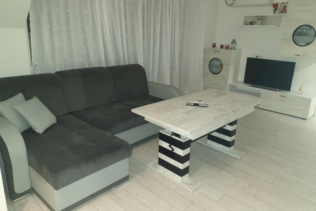 בלאגובגראד Cosy Charming Apartment מראה חיצוני תמונה